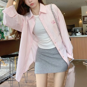 【送料無料】 ピンクストライプ 長袖 シャツ レディース 春夏 韓国 トップス きれいめ 大人 かわいい カジュアル 羽織り ライトアウター UV対策 おしゃれ ストライプ ゆったり 体型カバー 大人可愛い 大人女子