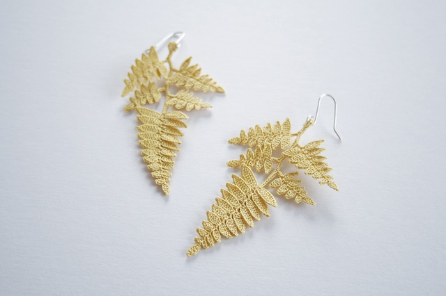 shida 01 :two / yellow / pierce / earring