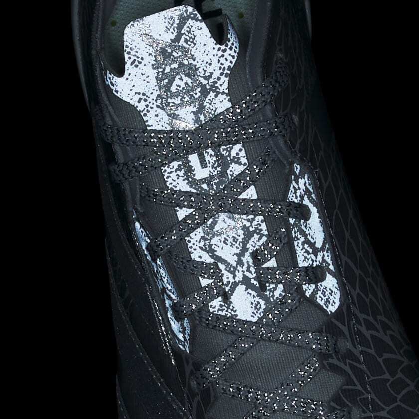 Adizero Electric Ⅱ EXOTIC SPEED 2025モデル シルバーメタリック
