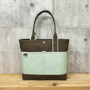 Bi Color Tote "L" / 内ポケット×5付 【チョコチップ×クリームグリーン】