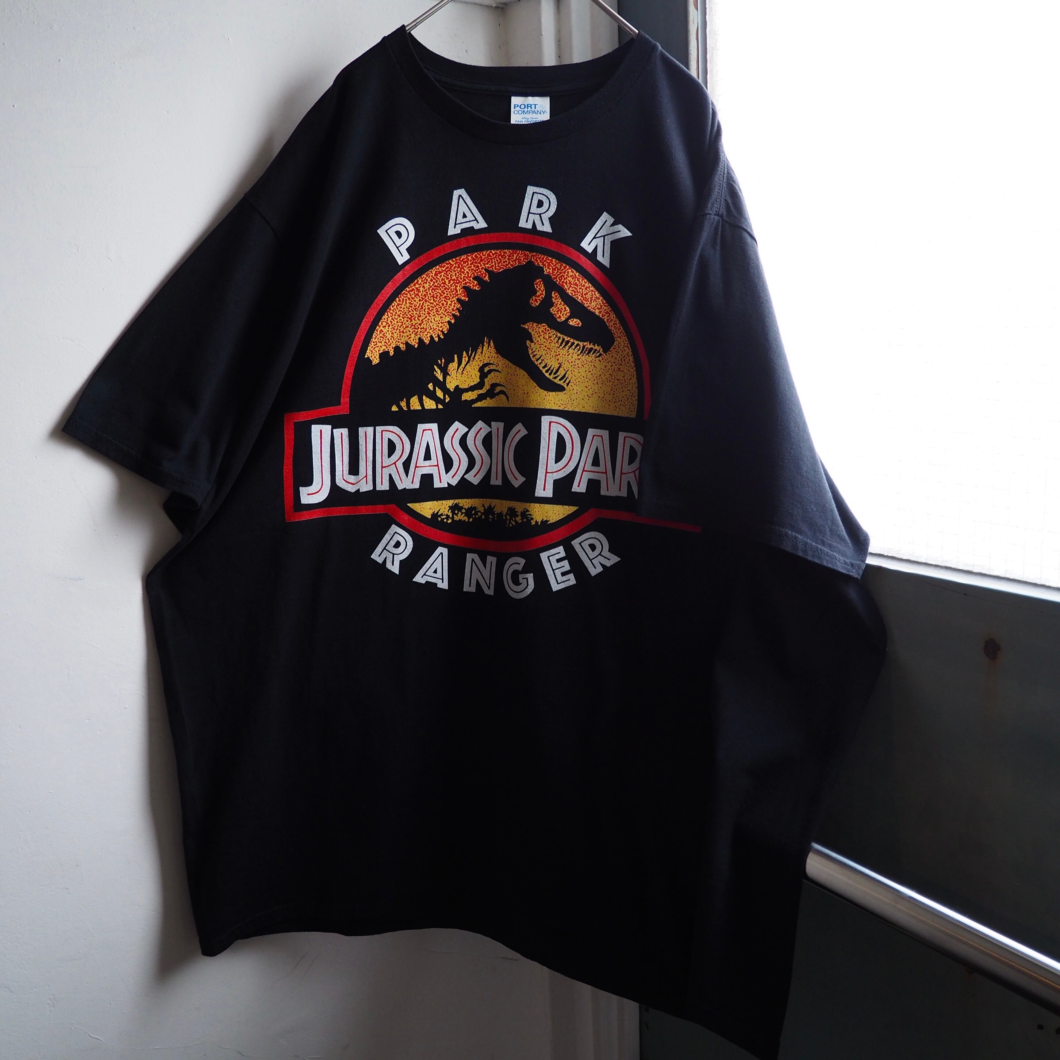 ” JURASSIC PARK ” Movie printed Over silhouette Black Tee