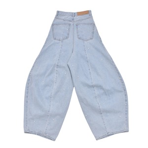 【KIMHEKIM】PEARL EMBELLISHED BALLOON FIT JEANS