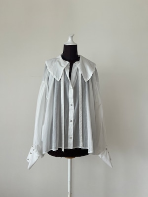 エノーマスカラーブラウス／コットンホワイト Enourmous collar blouse