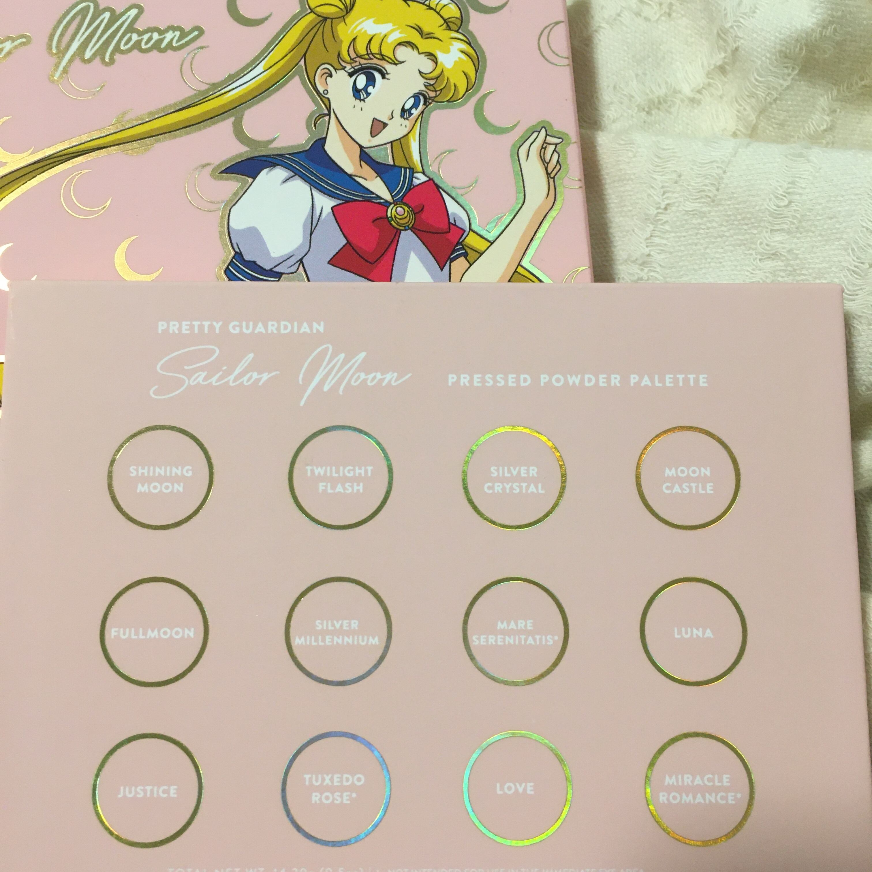 LAブランド セーラームーンコラボ アイシャドウ パレット | Viviana