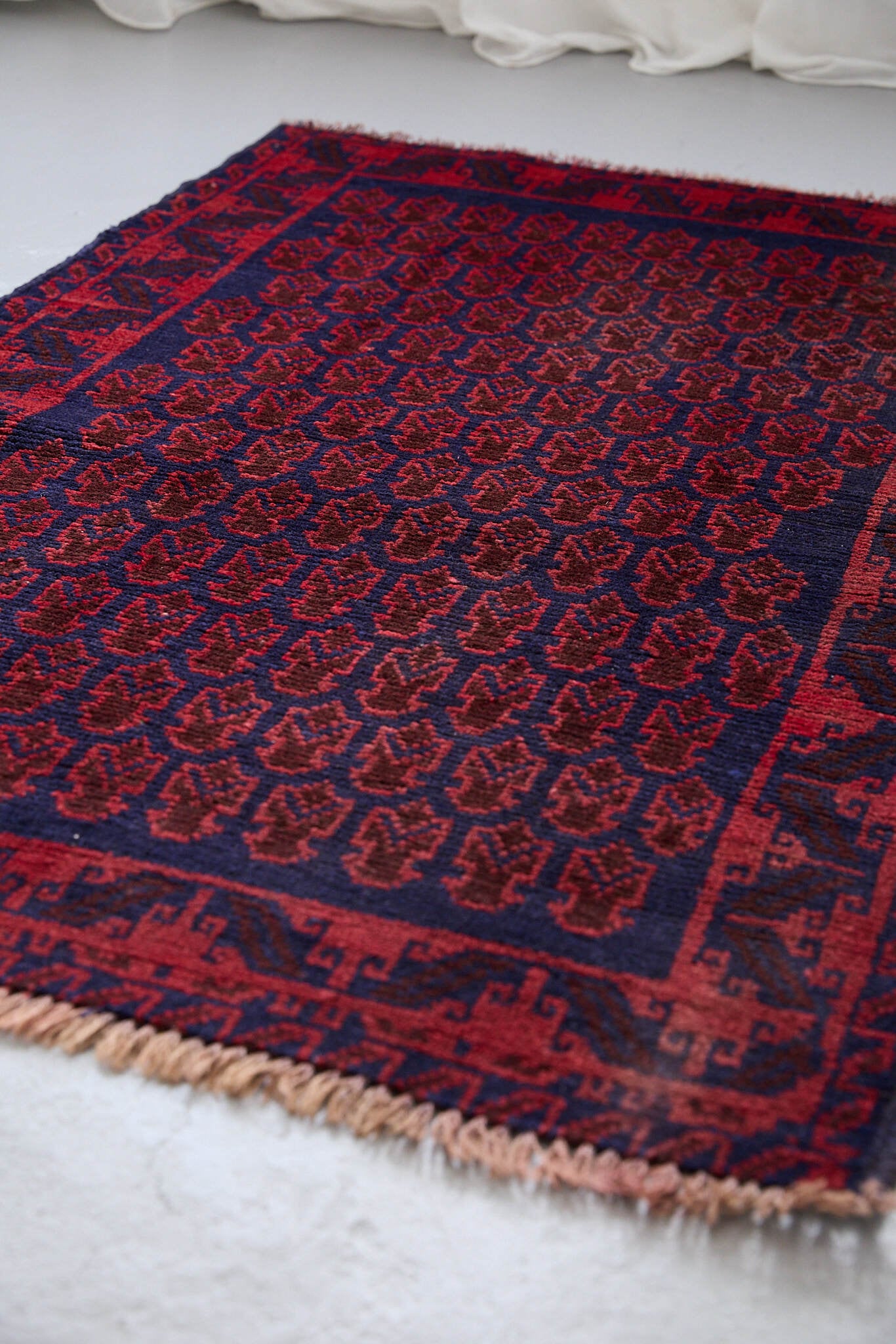 No.183 ヴィンテージラグ トライバルラグ バルーチ族 ウール（135×88cm