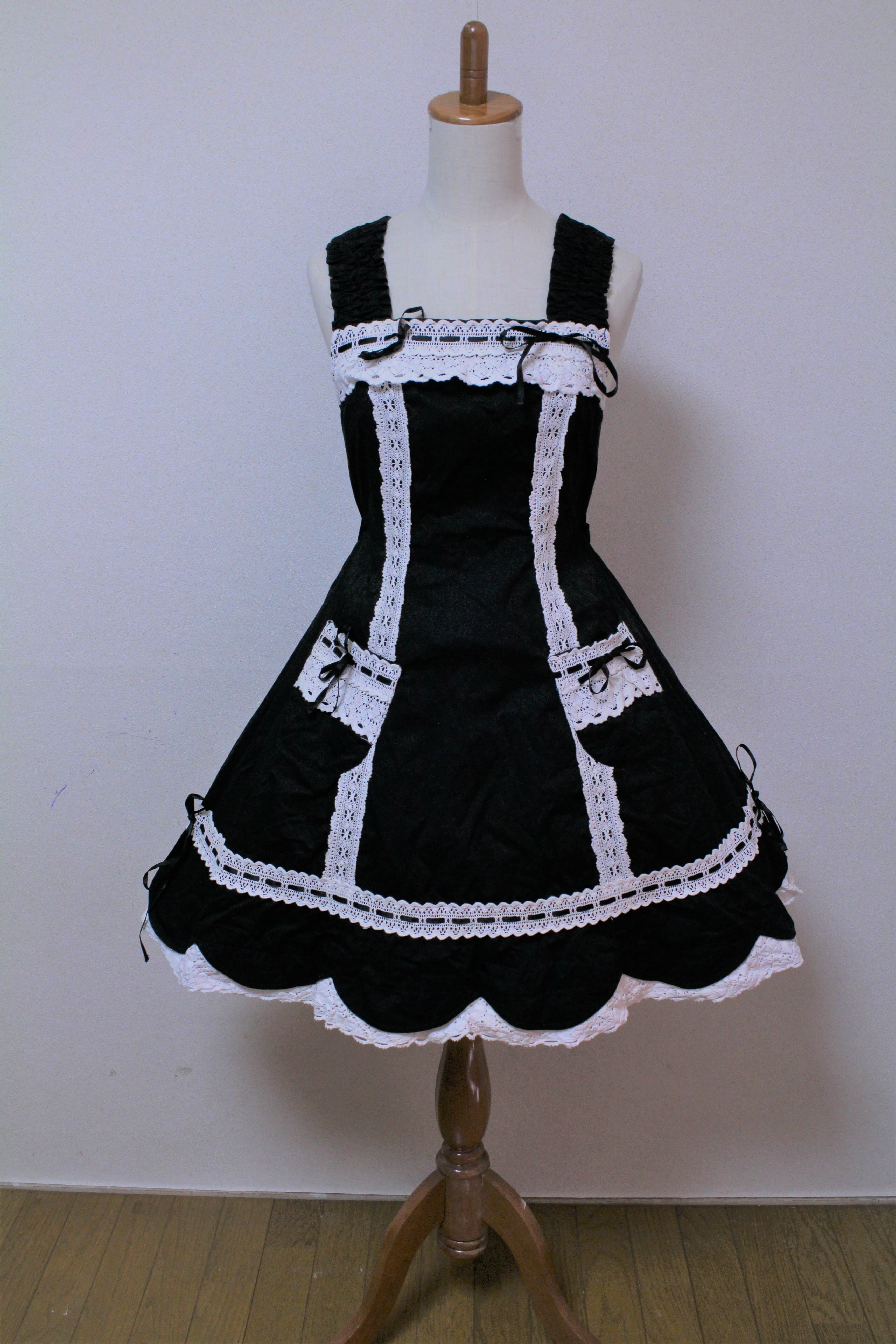 BABY, THE STARS SHINE BRIGHT 裾スカラップJSK