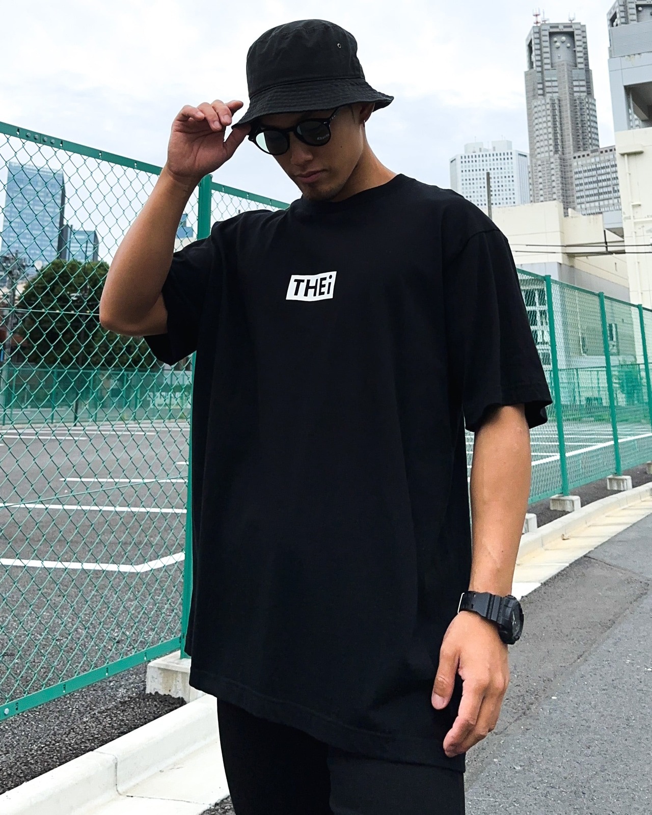 BOX T-SHIRT - BLACK