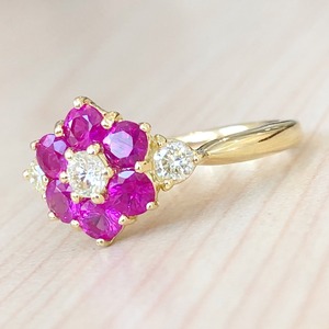 ✨可憐✨フラワーモチーフ❣️ルビー！ダイヤ K18 18金 リング 指輪