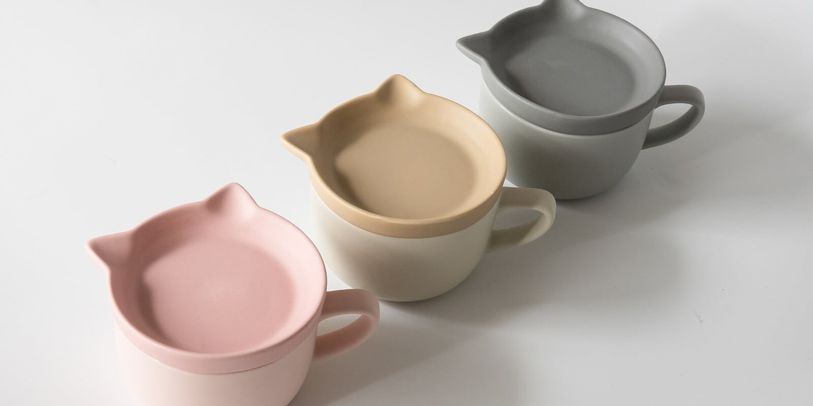 マグカップ｜蓋にも小皿にもなる猫皿付き 猫 ねこ ネコ 猫雑貨 猫グッズ かわいい プレゼント 贈り物 おうち時間 おうちカフェ 猫好きさんへプレゼント