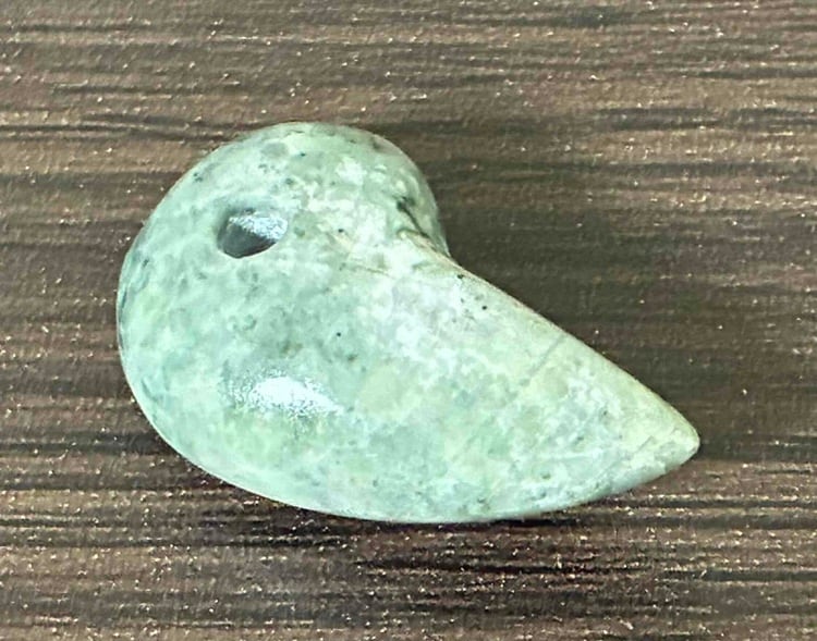アクセサリー 阿波 神宿 翡翠勾玉