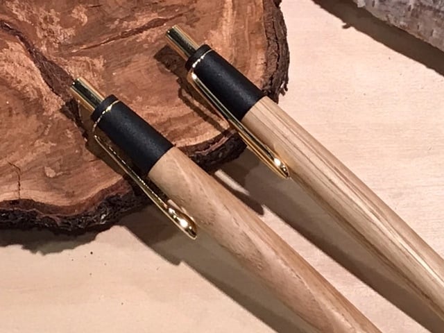 ＊1月販売　「匠」筆記具シリーズ　木軸ペン　栗 （表面のがさつき有）