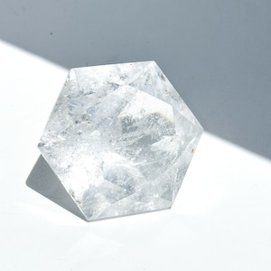 【高品質】ミナスジェライス産クリアクォーツ ダイヤモンドカット13◇ Clear Quartz Diamond ◇天然石・鉱物・パワーストーン・インテリア