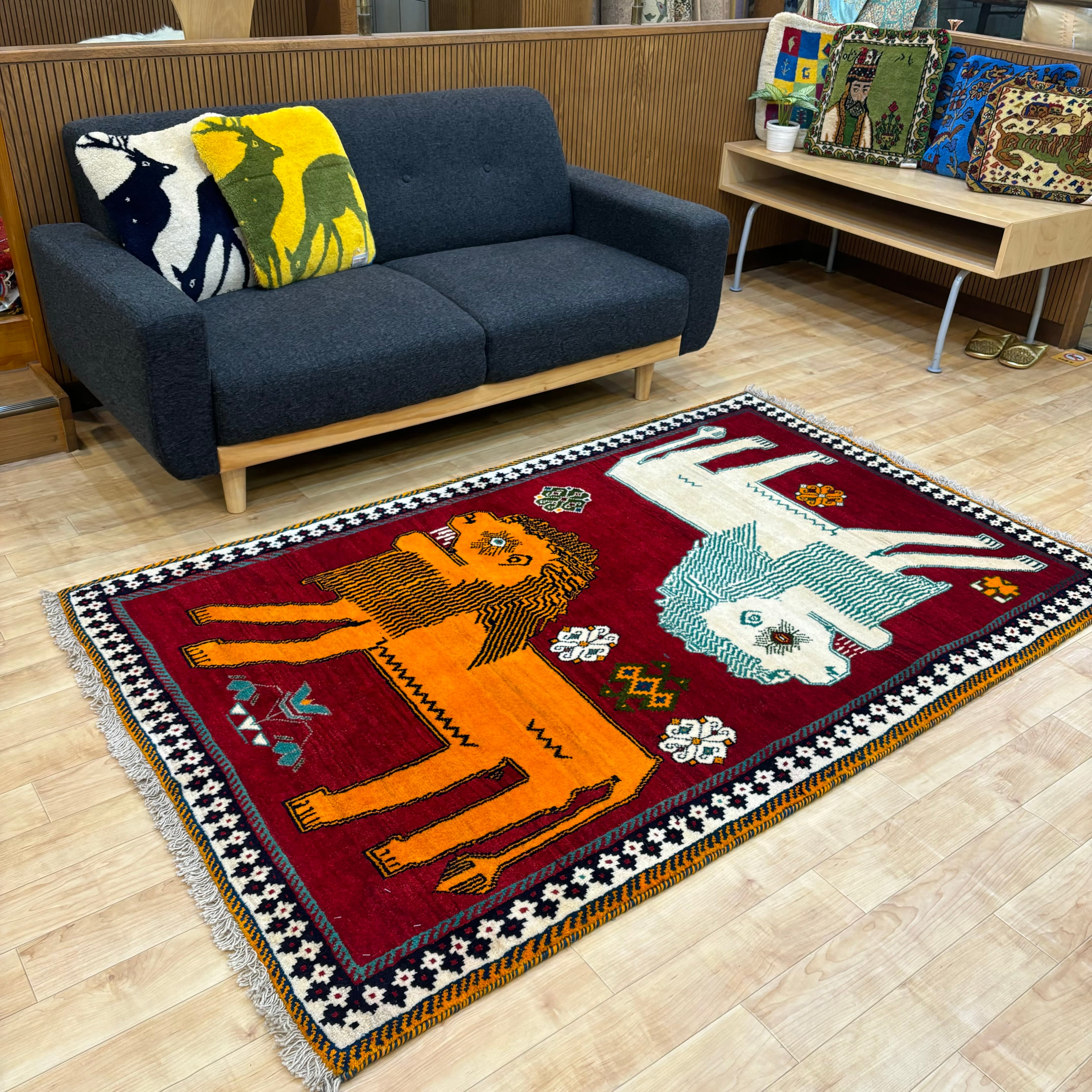ペルシャ絨毯　ライオンラグ ライオンラグ 約70cm x 106cm｜SATHI RUGS