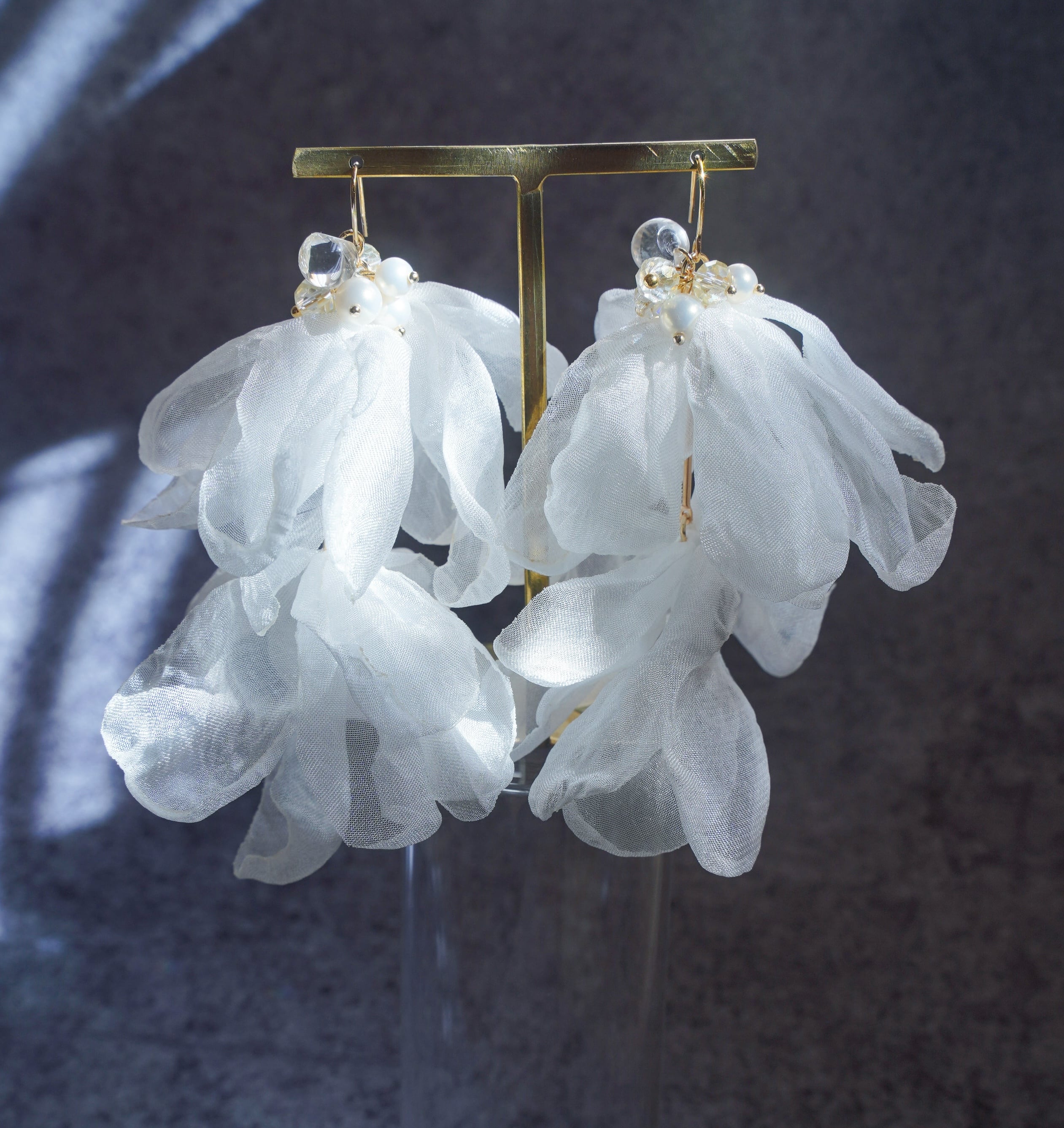 再入荷】 2色 : 1.5倍ふわりシフォンピアス, イヤリング・前撮り