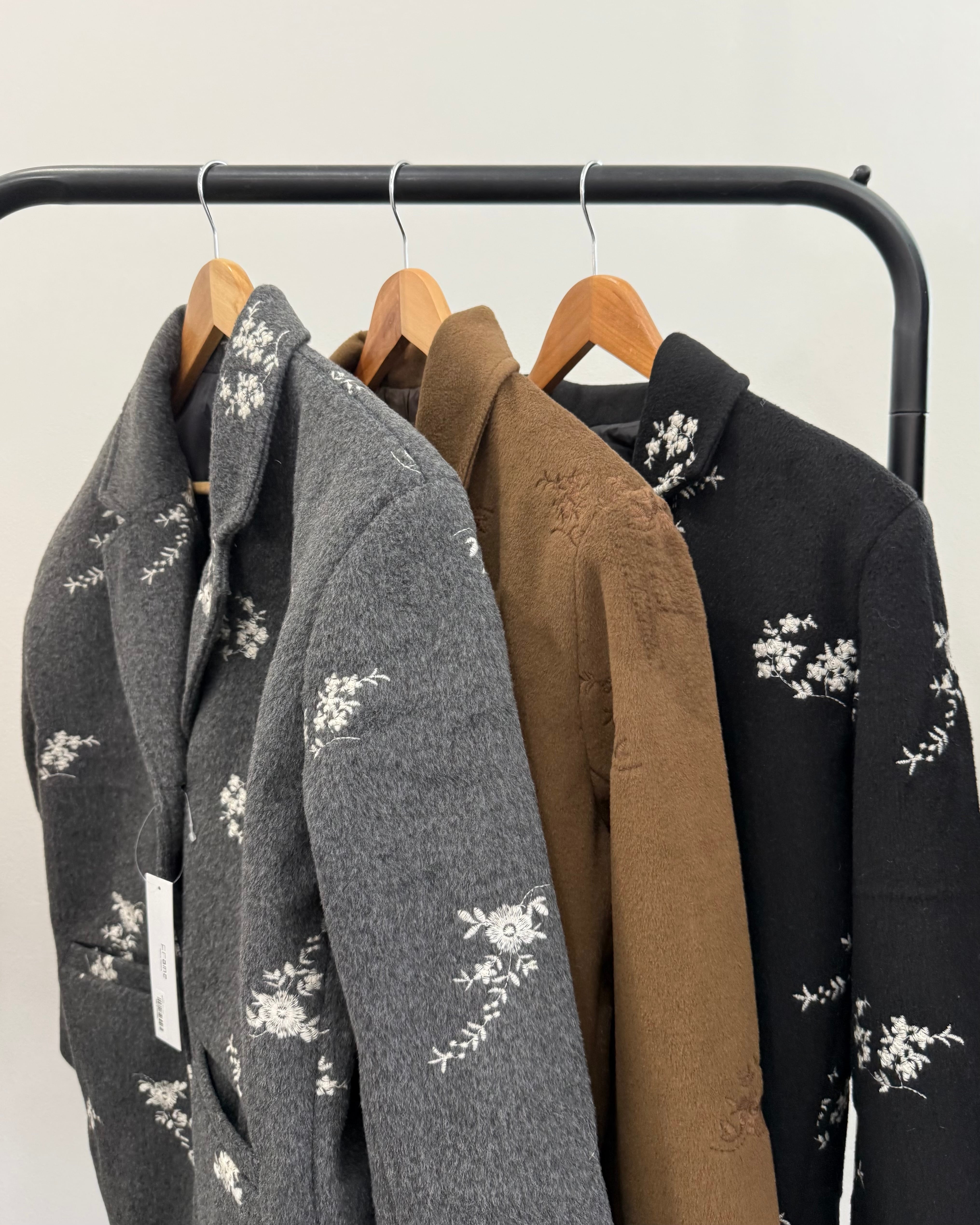 【新作アイテム送料無料】flower embroidery mossa tailored jacket