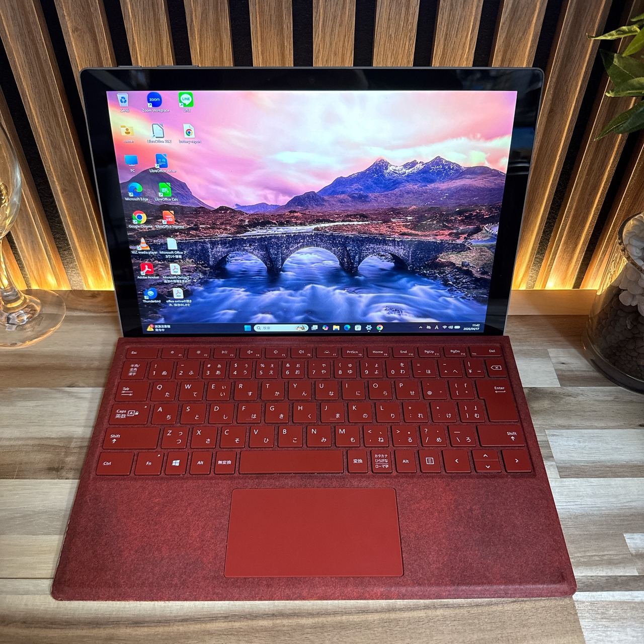 『LTE対応モデル』Microsoft Surface Pro 7+  希少レッド  メモリ8GB  第11世代  ノートPC