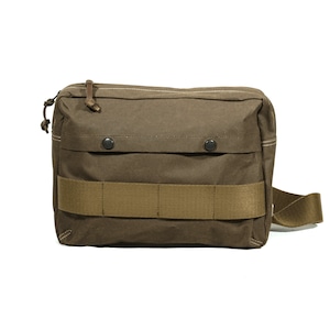 SHELTER DUCK SLINGPACK <BROWN>