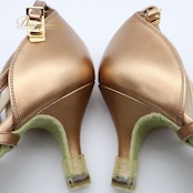 社交ダンス 衣装 ラテン シューズ 24cm ブラウン系 タカダンス TAKA DANCE 靴 くつ ヒール レディース ブロンズ 光沢 シンプル ストラップ 高級感 上品 ダンスシューズ ダンス衣装 練習 レッスン イベント ステージ