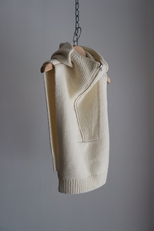 MEIAS " WAVE WOOL HOODIE VEST (Ivory)"