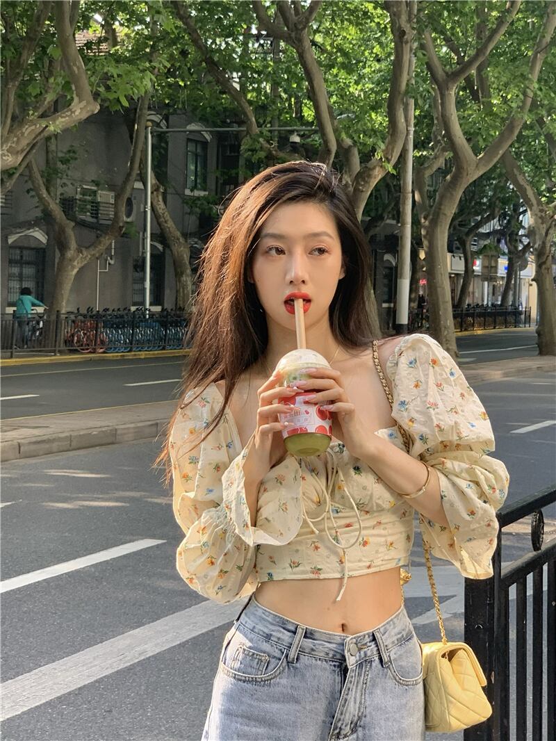 シャツ フローラルサマーショートトップス ロング 夏物 花柄 スクウェア ブラックストロベリース56871150259