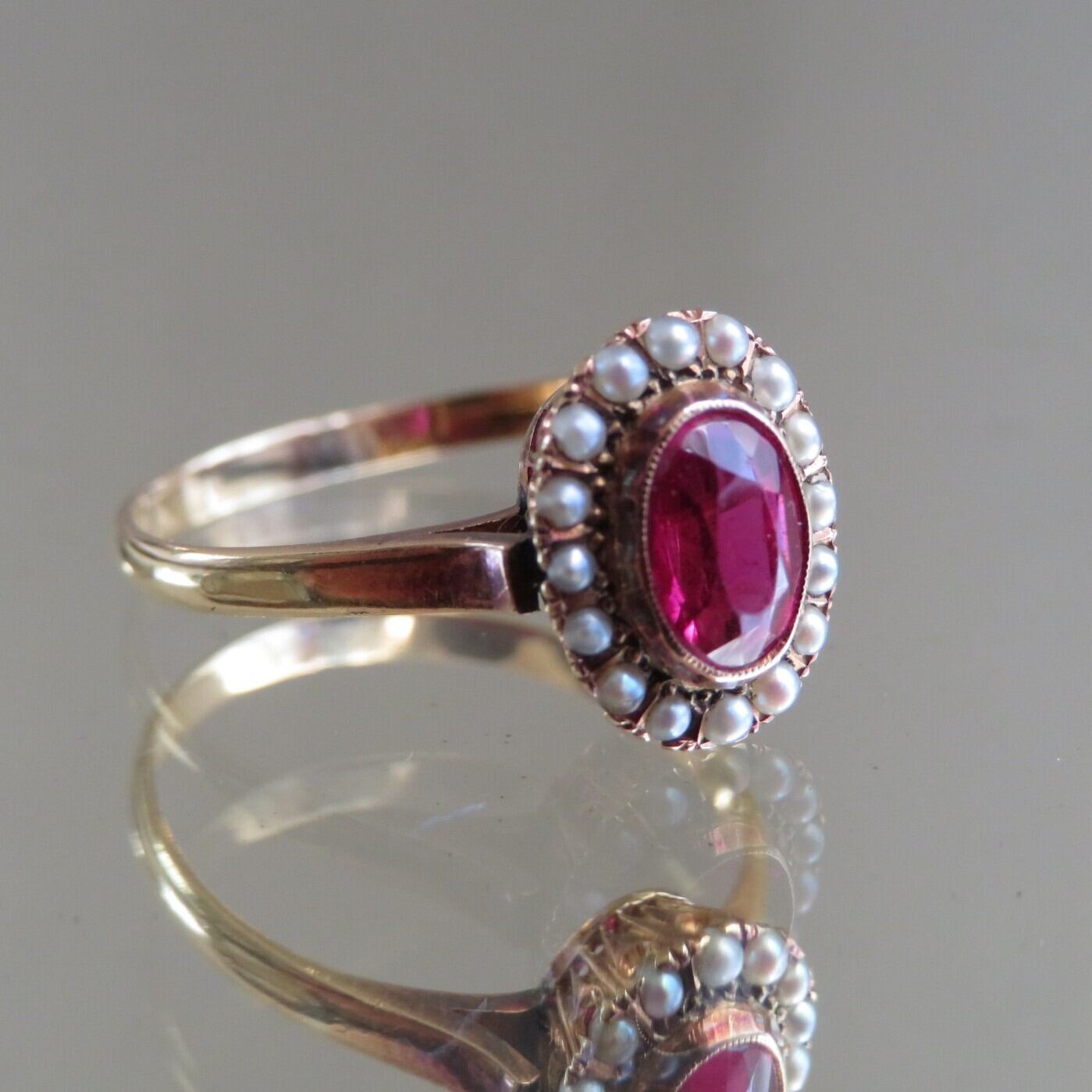 ヴィンテージ　K18 芥子パール取り巻き合成ルビーリング