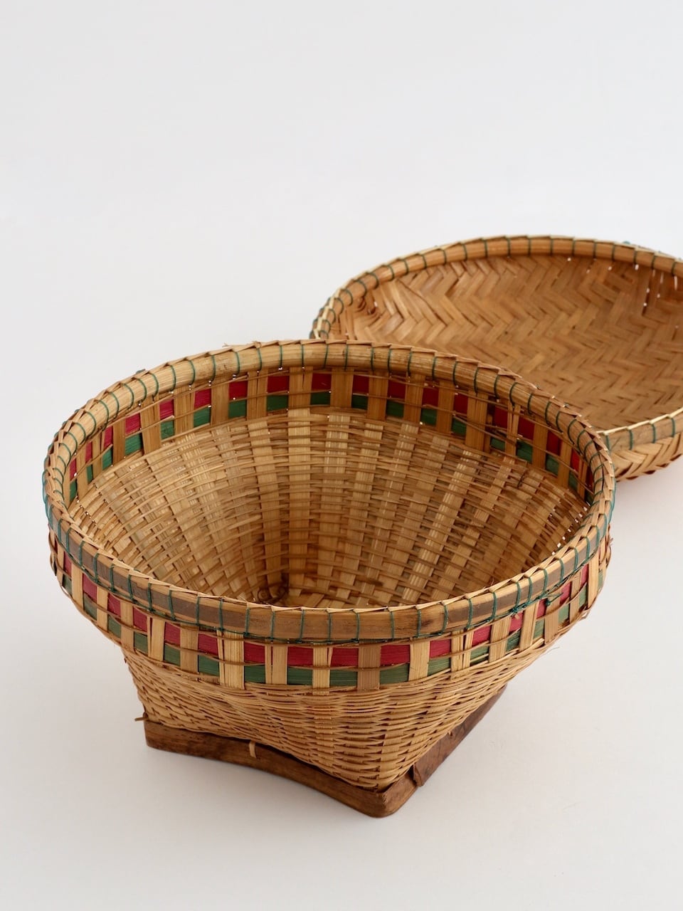 タイ 竹製 蓋付きバスケット L｜Thai Traditional Bamboo Basket with