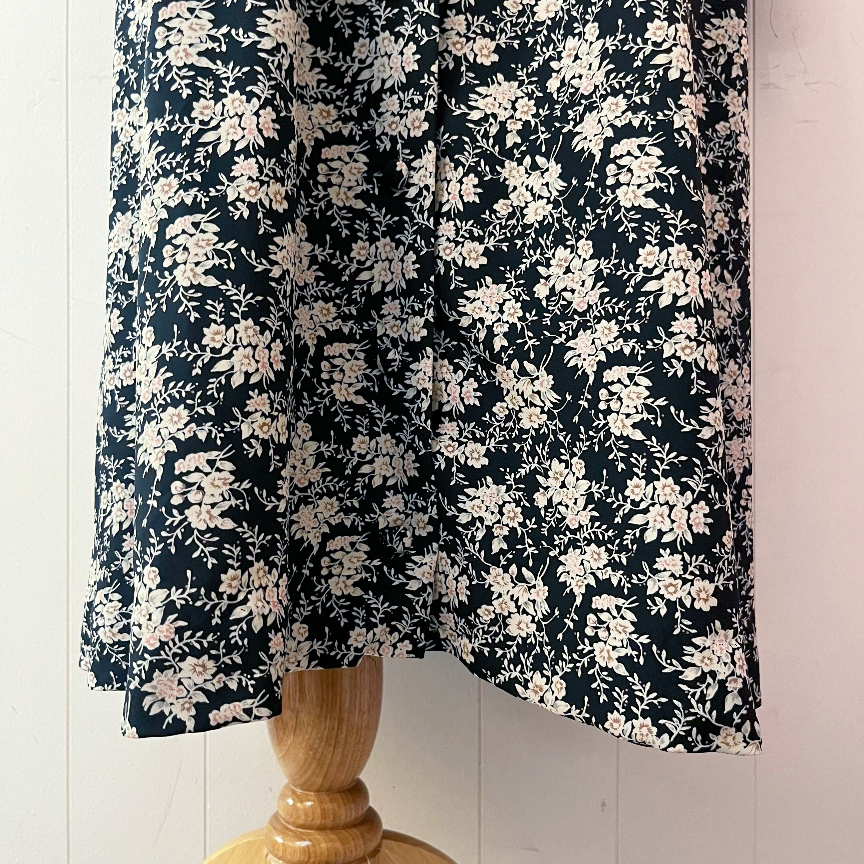 neck frill white flower one-piece