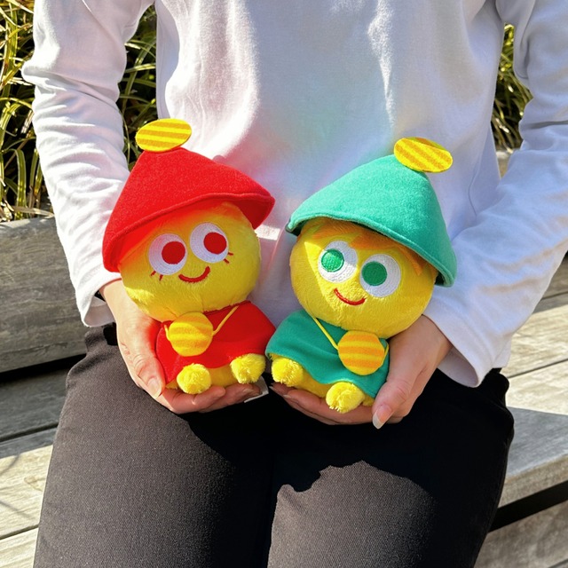 ぱるん・りるんセット【ぱりんこ】　記念日限定缶バッチ＆ディスプレイ用台紙付き