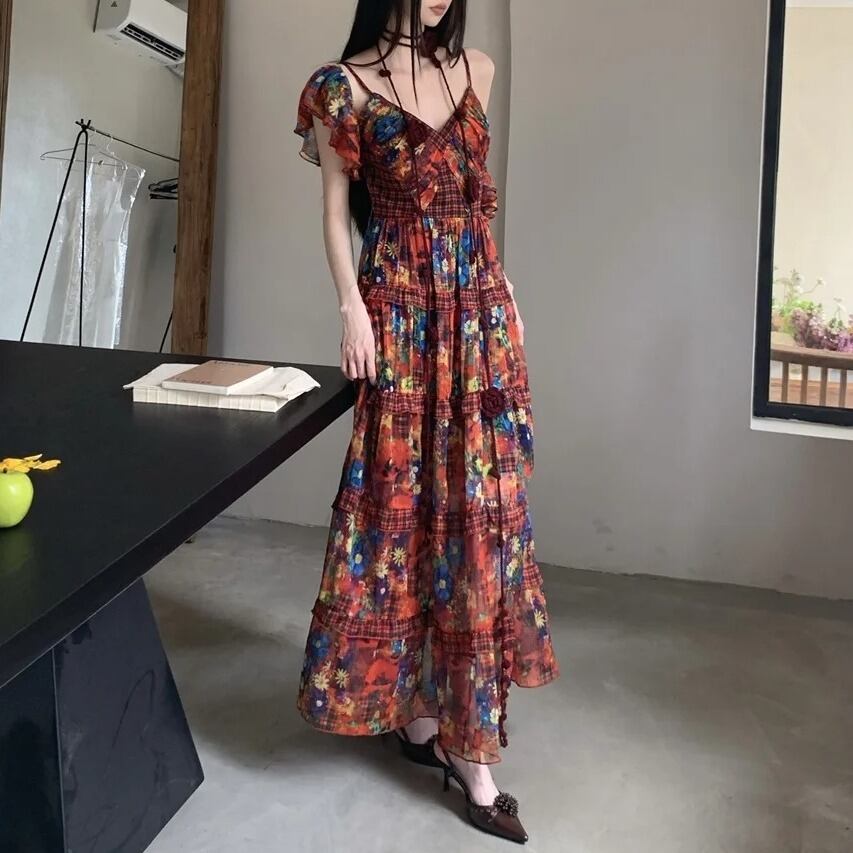 wild Lily ドレスワンピース Press𓈒𓂂𓇬 Wild Lilyのワンピースを穂川果音さん