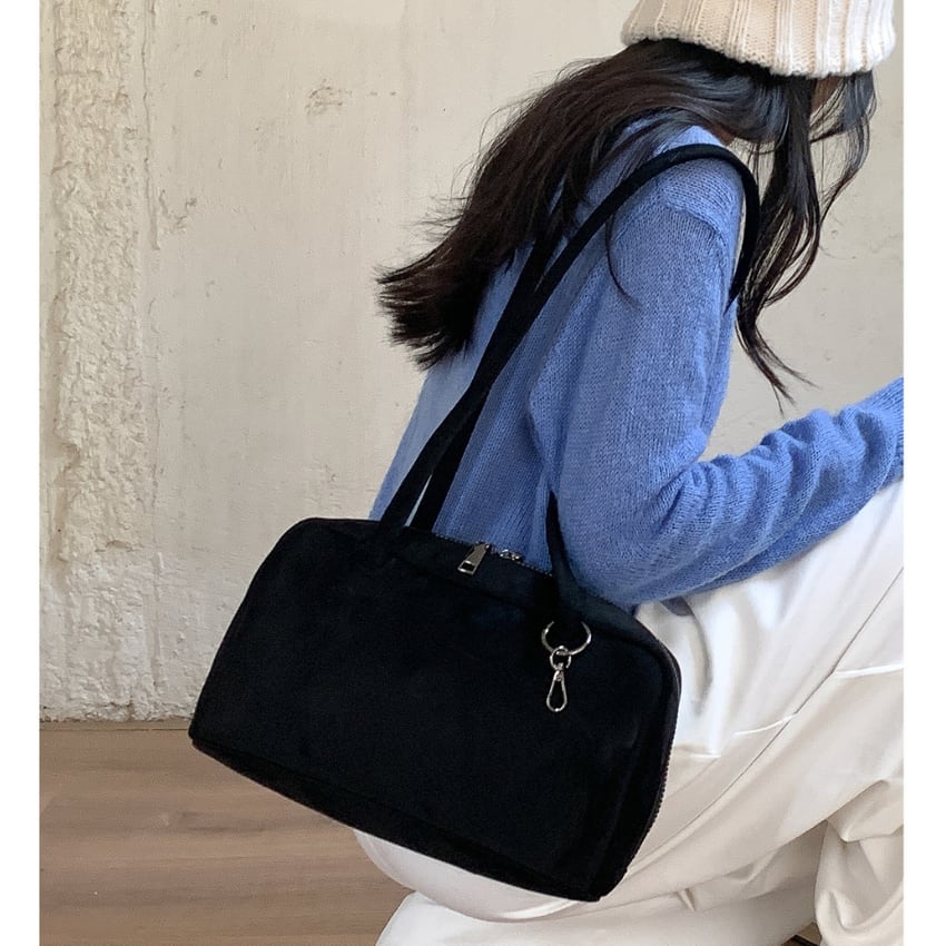 square shoulder handbag　J00192