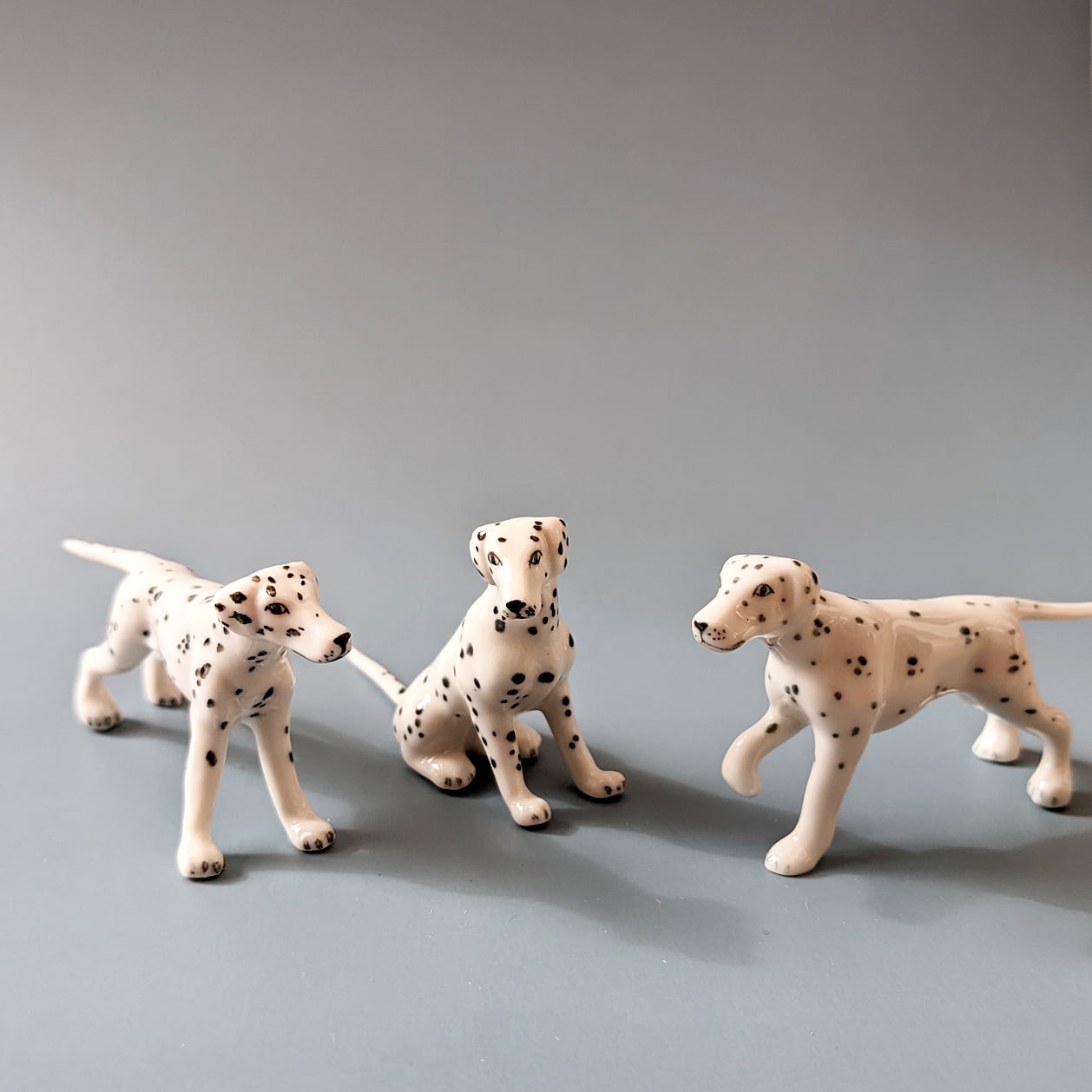 ミニチュア陶器】Dalmatian~sitting~ | hitotonari -animal ミニチュア陶器】Dalmatian~sitting~ | hitotonari -animal