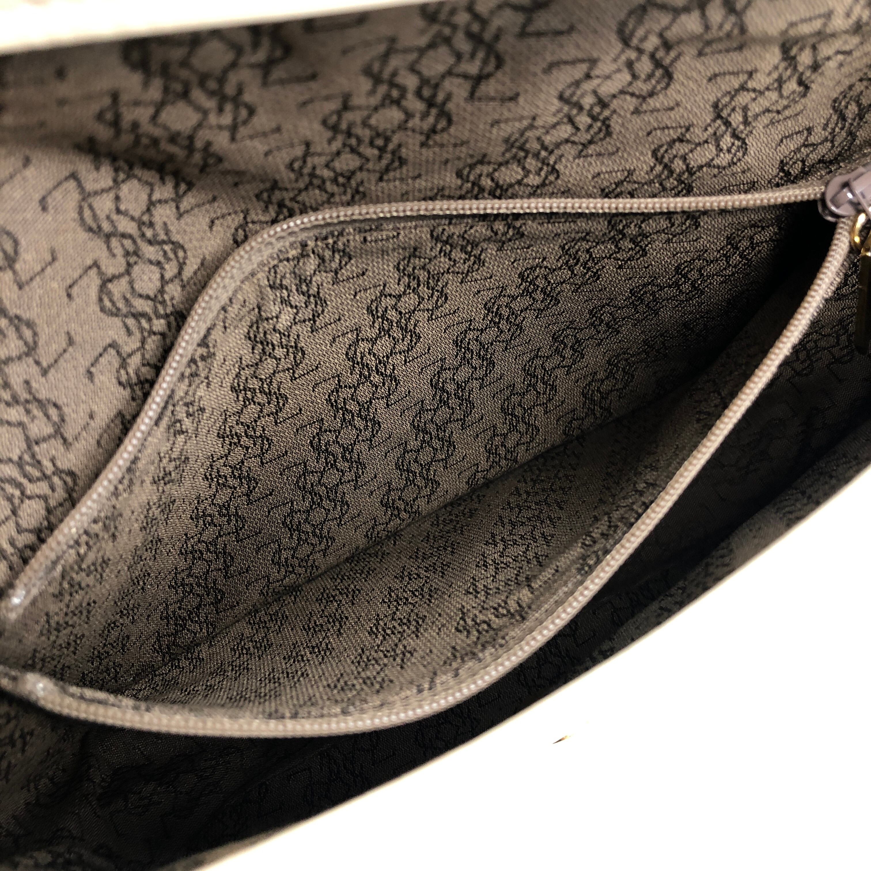 Yves Saint Laurent イヴ・サンローラン   ショルダーバッグ ベージュ  レザー  27fnf2 Yves Saint Laurent - Yves Saint Laurent イヴ・サンローラン