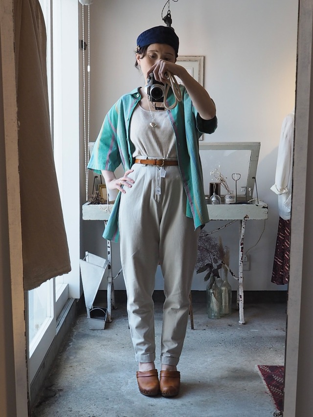 1990’s BANANA REPUBLIC Tapered Chino Pants／W27