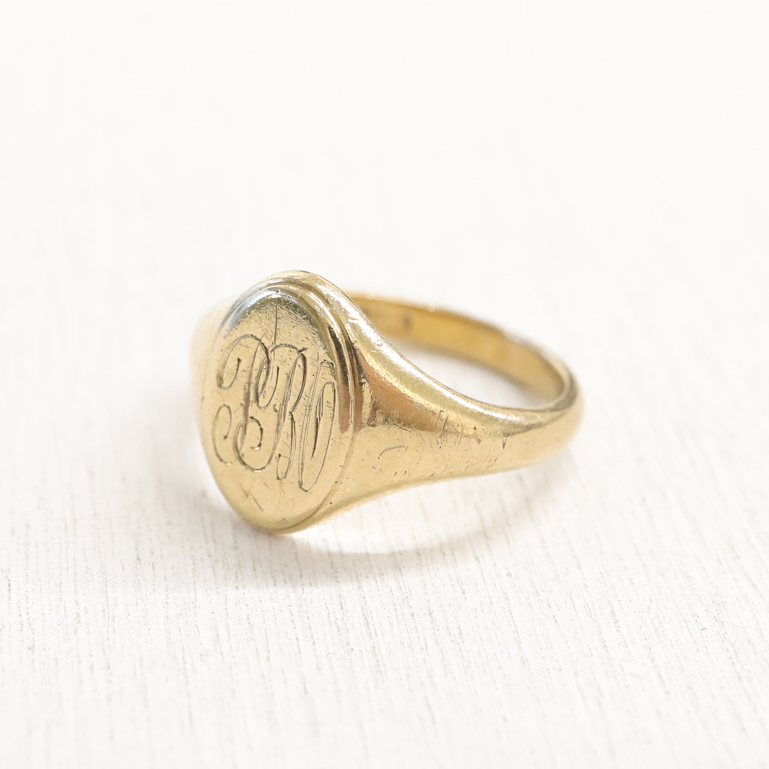 1947s Charles Green and Sons signet ring 9K | ARV