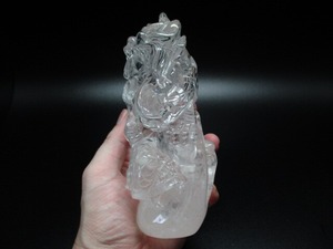 高級彫刻品　天然水晶龍　no,8