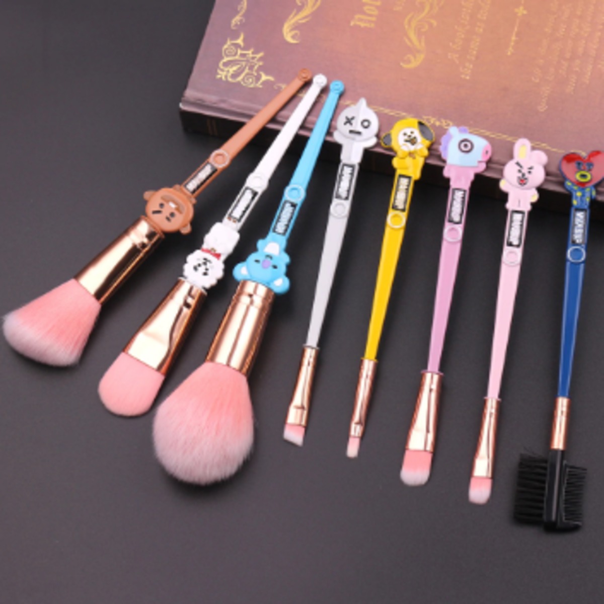 A00058】BT21 ホット韓国コンビネーション メイクブラシ 8pcs/set