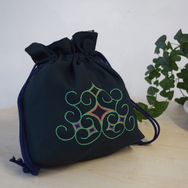 キンチャク（大）(緑）　Bag(L)(green)　【さっぽろアイヌクラフト】