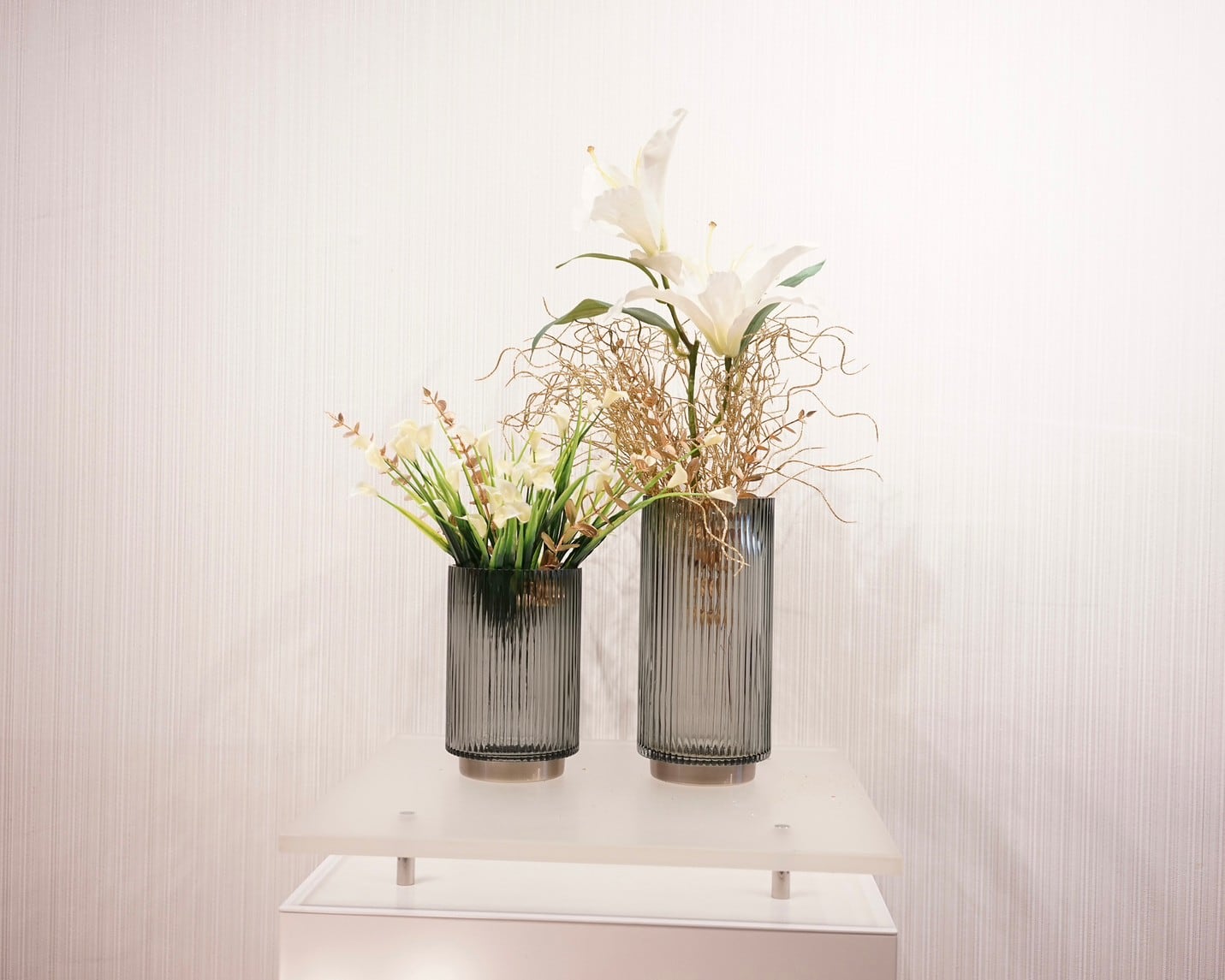 フラワーベース/ガラス/新品/2個セット/造花付き/ナチュラル - 花瓶