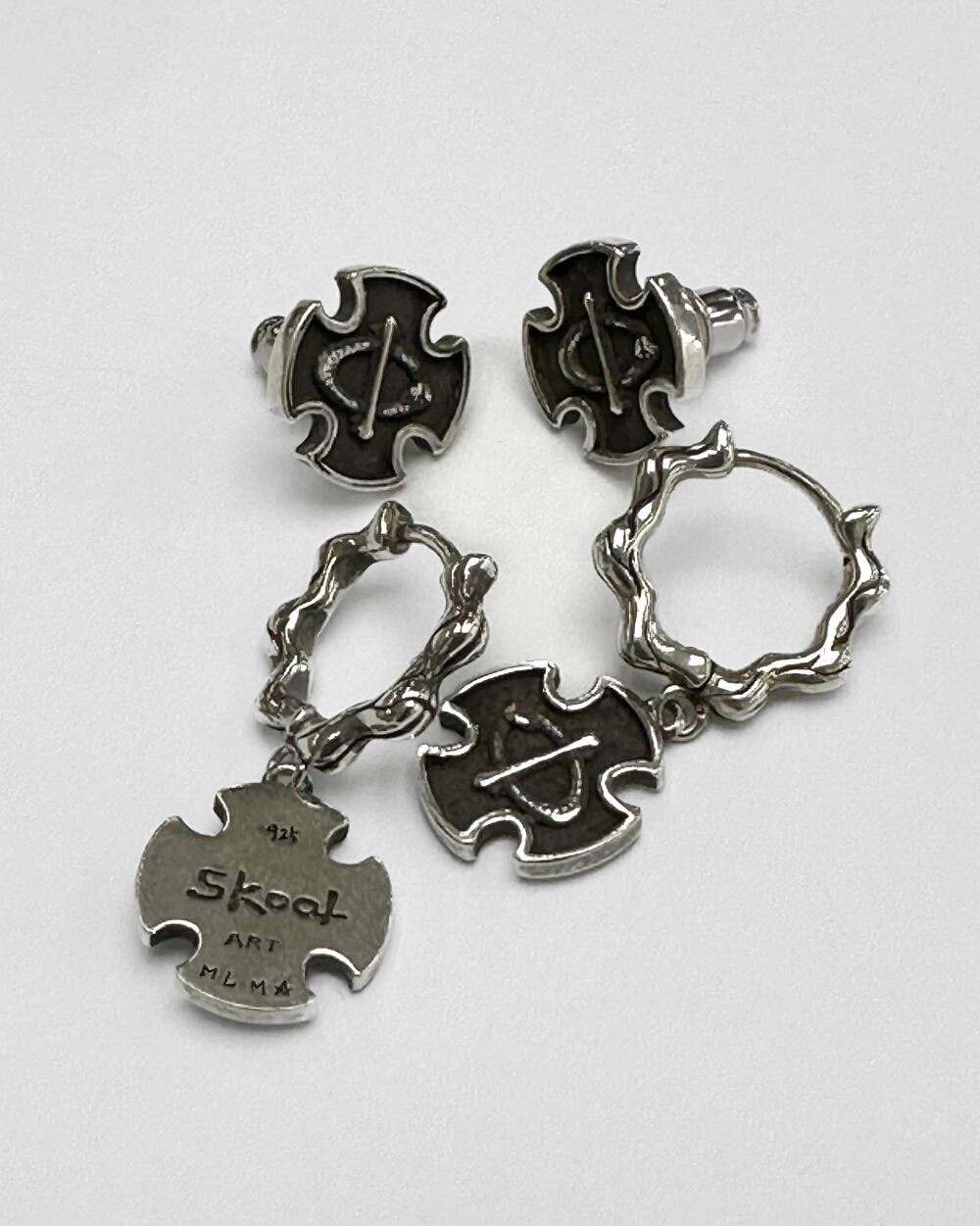 SKOOT] Deluxe Exile Earring : Hook 正規品 韓国ブランド 韓国通販