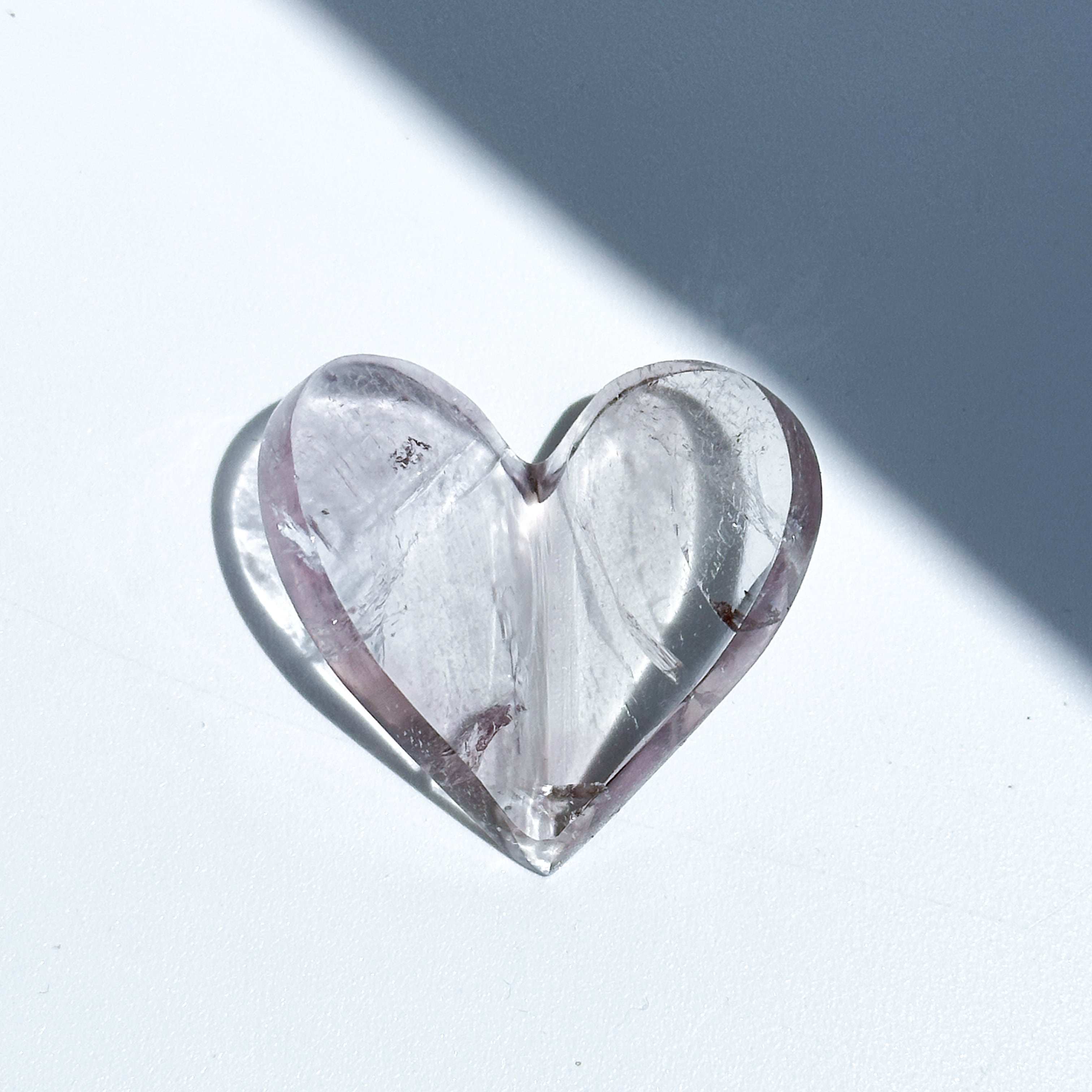 アメジスト 3Dハート 03♡Amethyst heart ♡天然石・鉱物