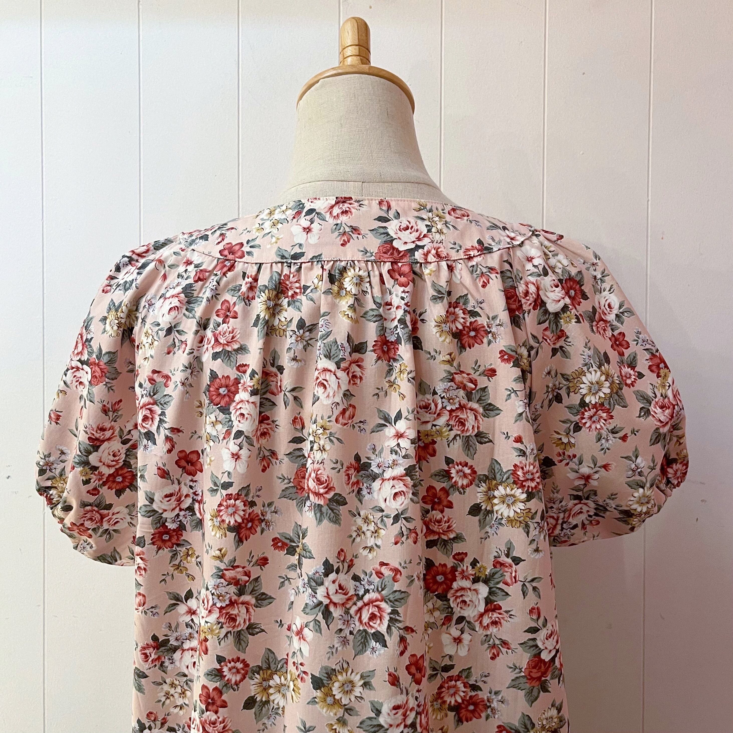 dahlia and rose gather sleeve one-piece