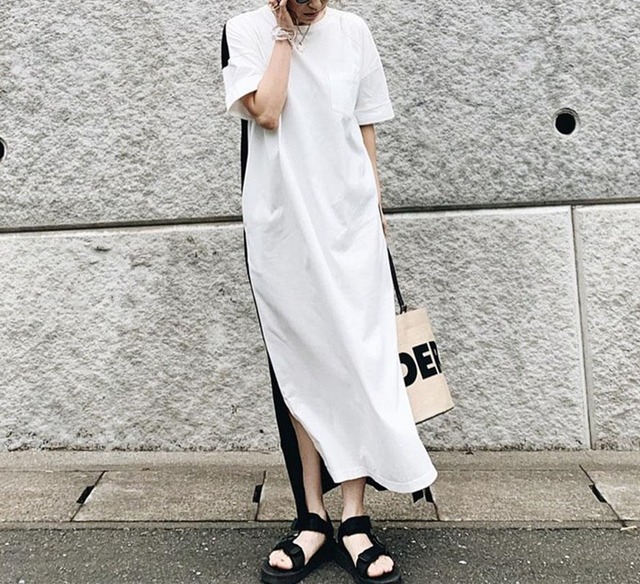 新作 ロンT Tシャツワンピース マキシ丈 スリット カジュアル 切り替え トレンド感 夏 春