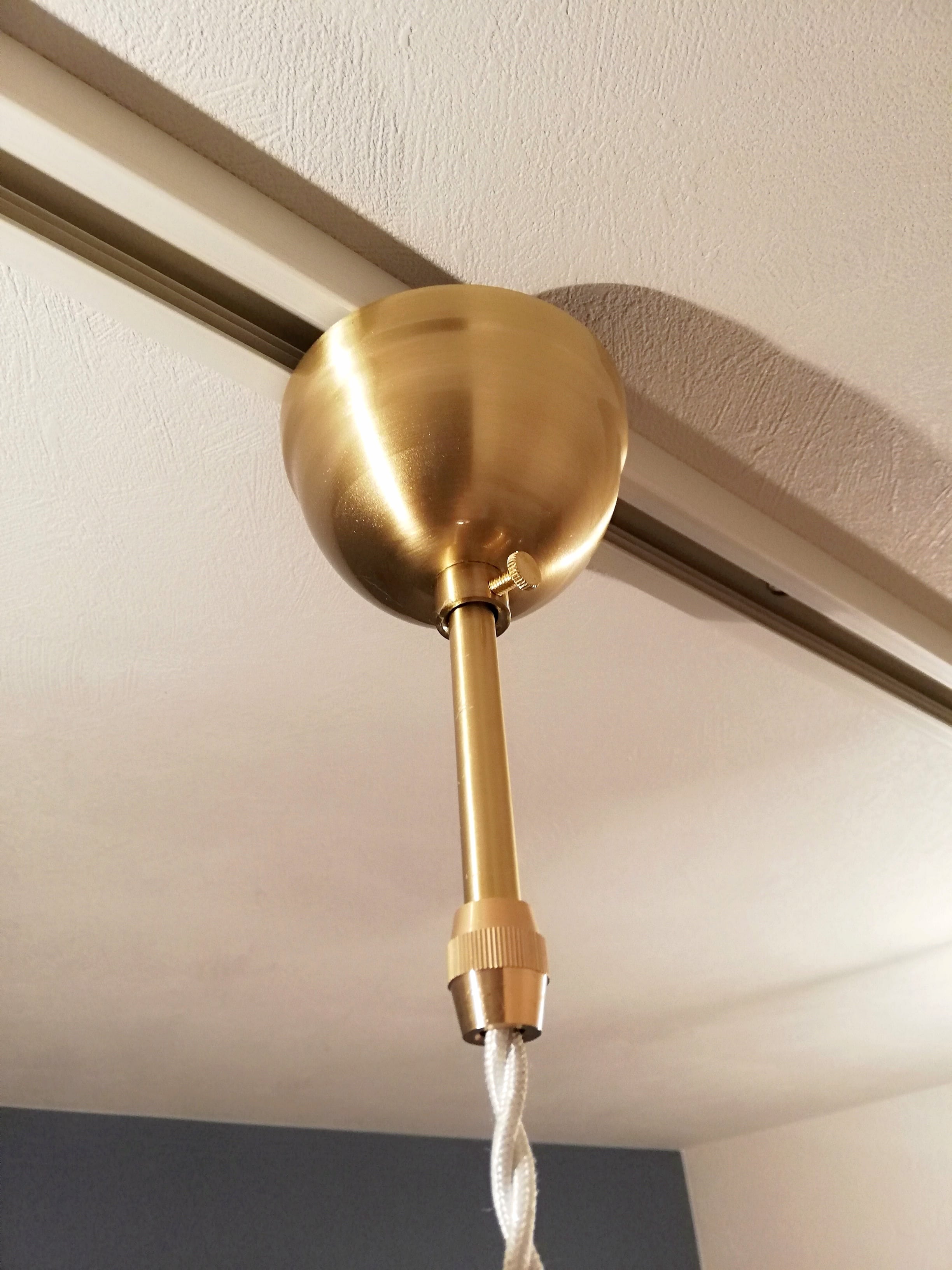 【最終お値下げ】試験管×木製　照明　ペンダントライト　木工作家 リカシツ 試験管×ペンダントライト | upcycle interior アップサイクル