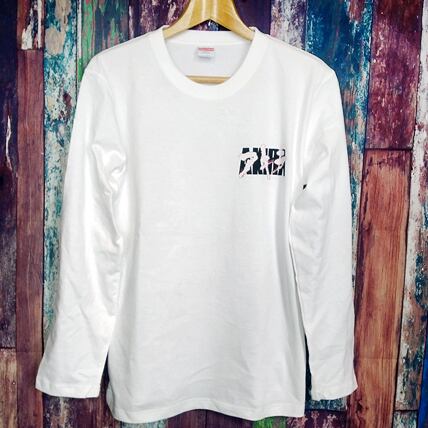 AKIRA アキラカプセル 長袖 白色 Tシャツ 選べる3サイズ M,L,XL 送料