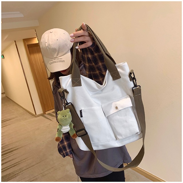 キャンバス大きめカバン韓国 大学生 便利使いやすい軽いトートバッグ 75shops