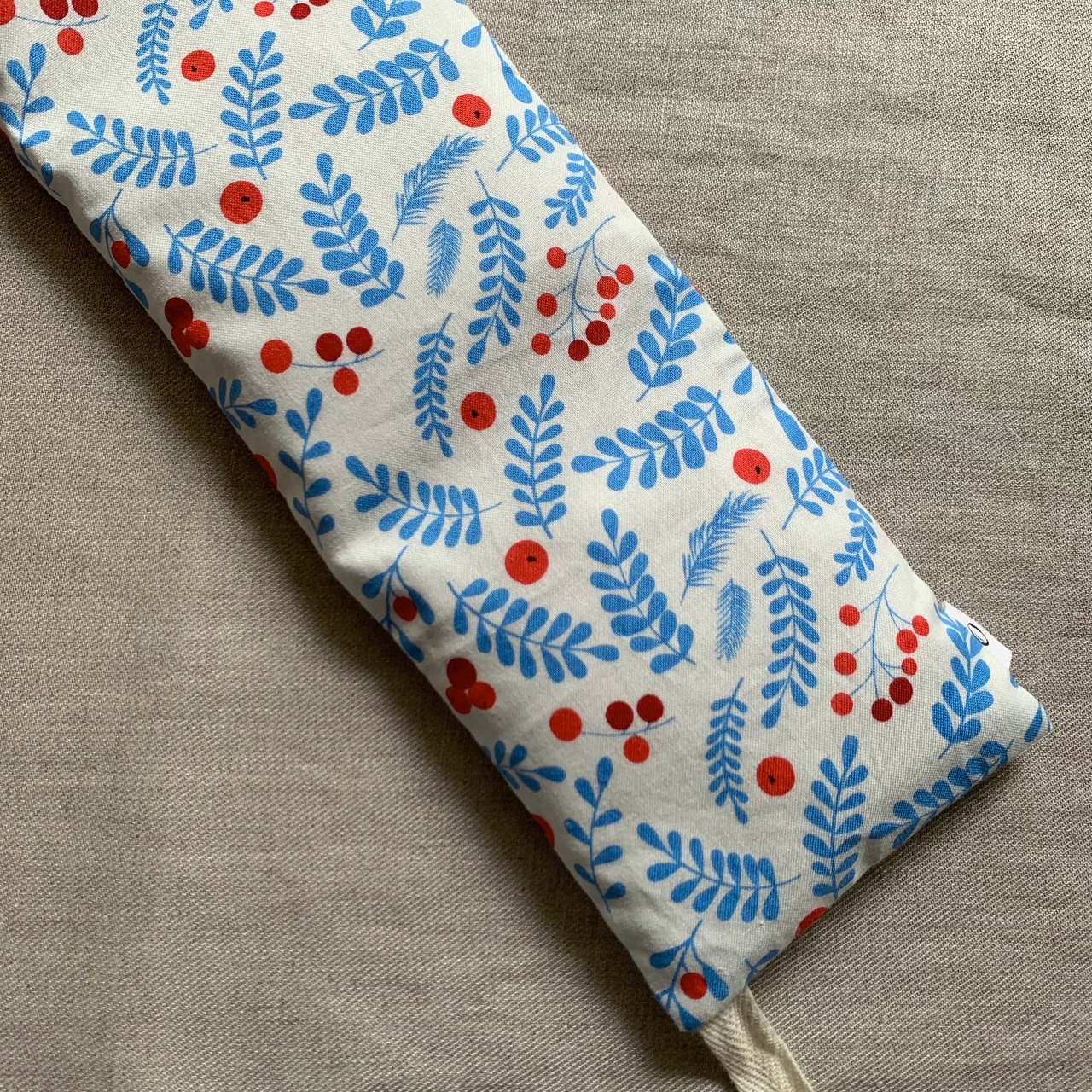 《首・肩用》米ぬか・玄米カイロ（選べるハーブ）温感＆冷感◎ホーリー柄 カバー付き