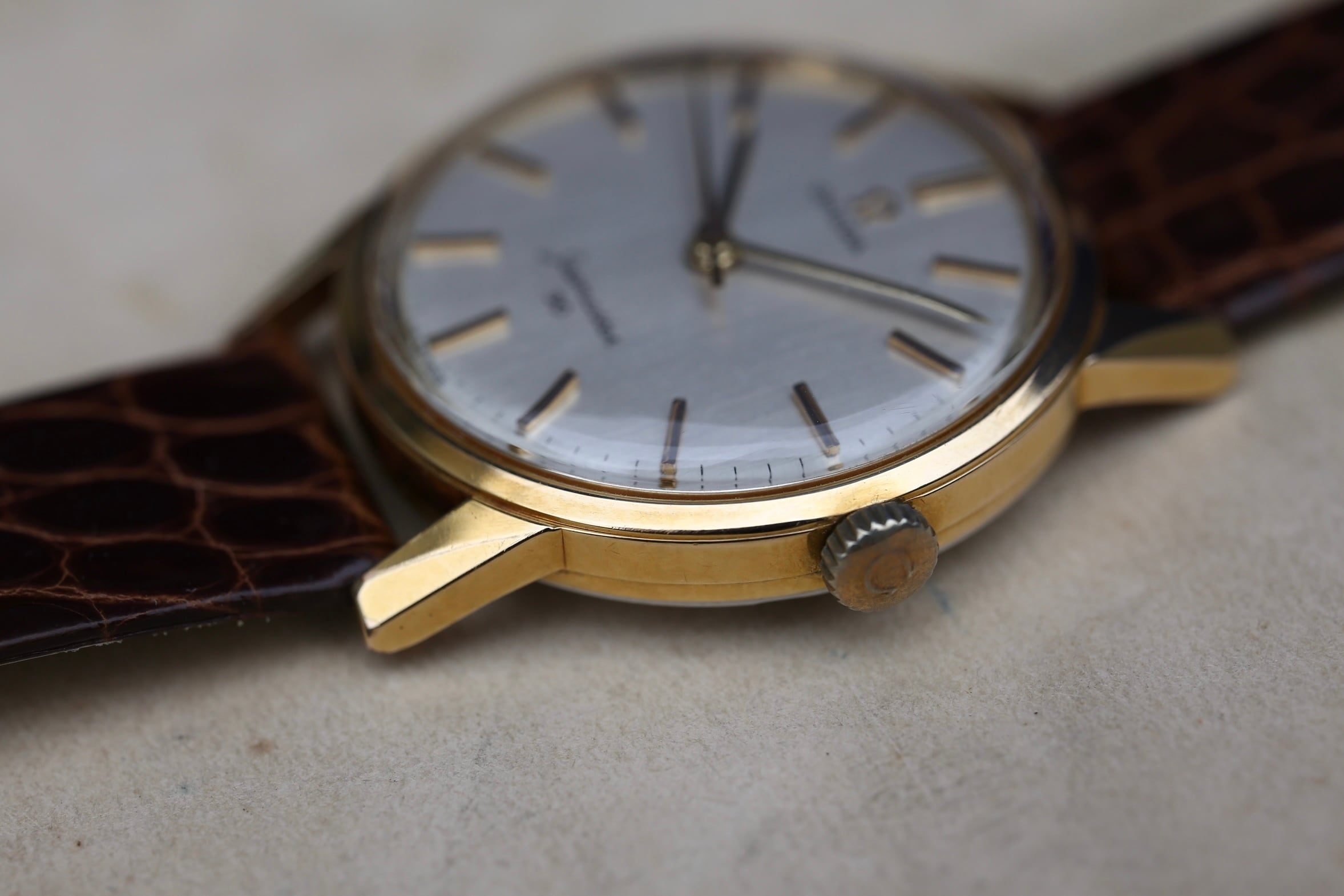 OMEGA】 1962年製 シーマスター30 ゴールド ヘアライン文字盤 手巻き