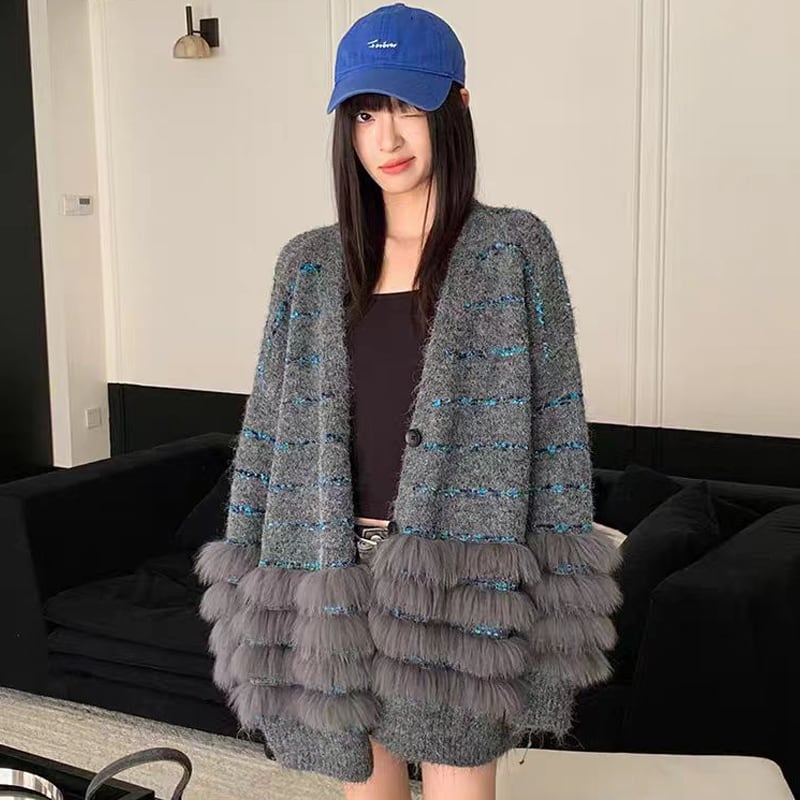 【outer】Vネックファー付きカーディガン Q6485