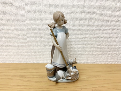  いたずらな仔猫ちゃん（LLADRO / リヤドロ）