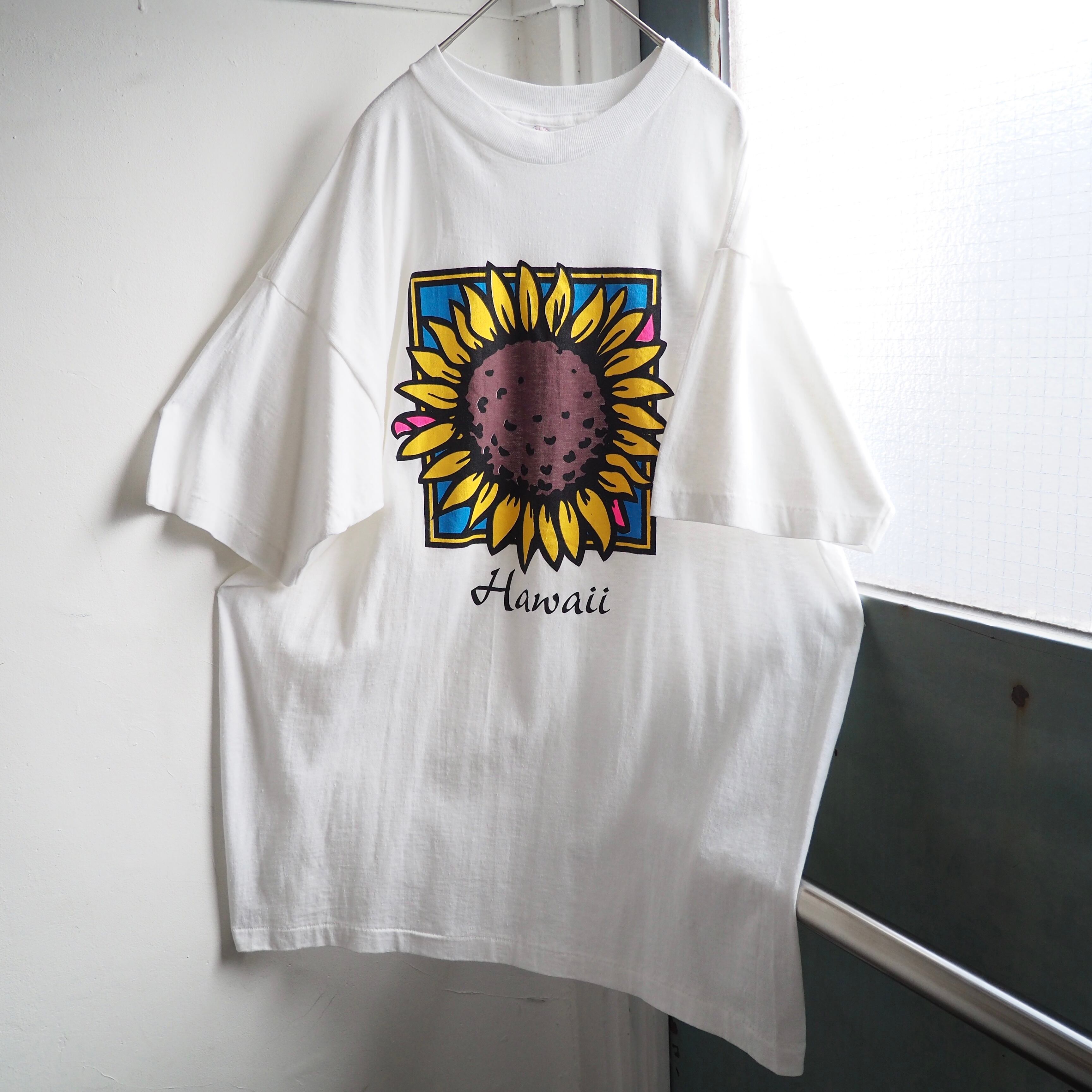 1990s ” Sunflower ” Beautiful Flower printed vintage loose SS Tee